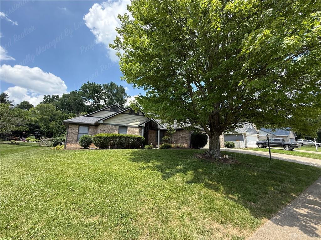 Property Photo: 3350 Heritage Trace Drive OH 45305