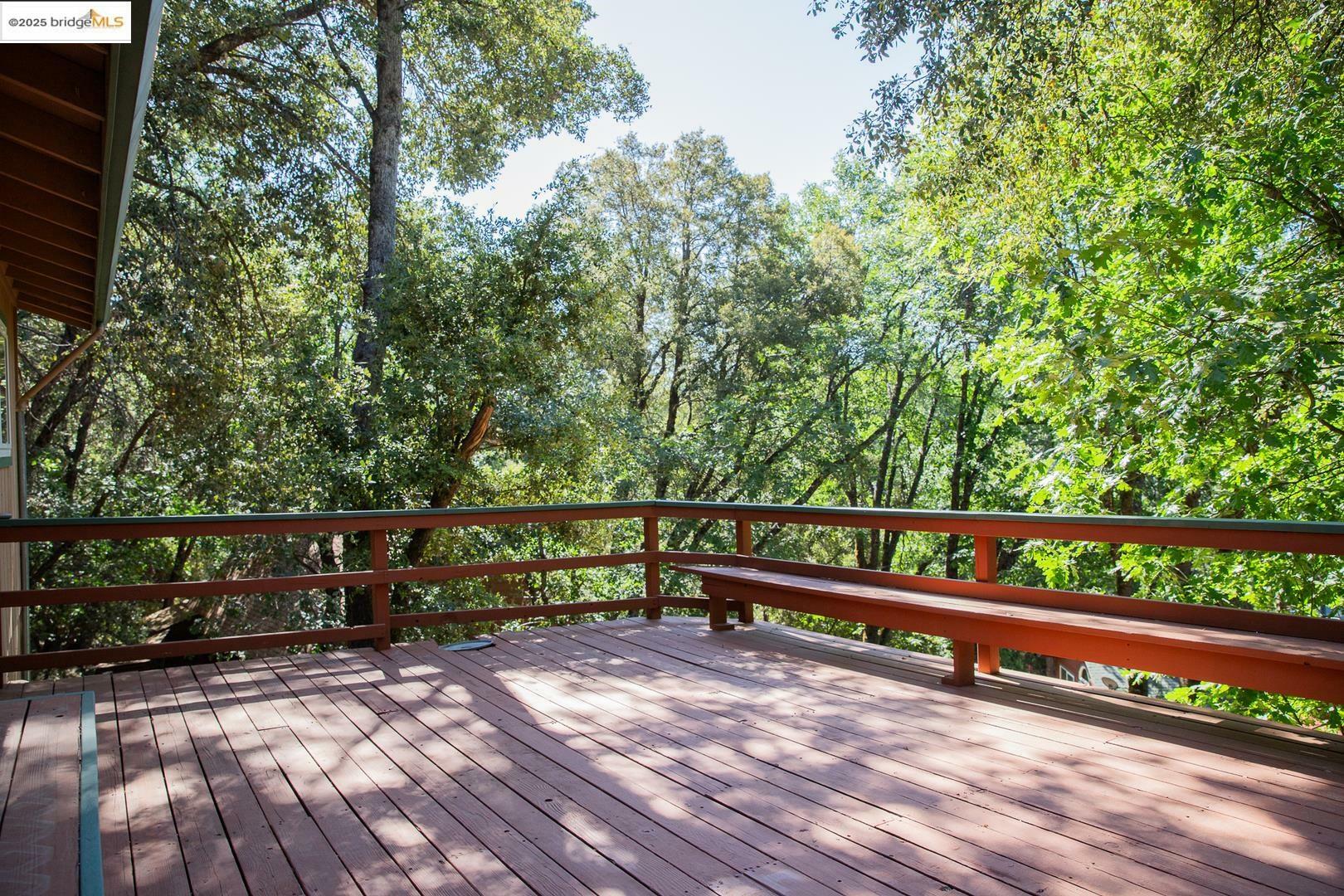 Property Photo: 18070 Pipit Ct CA 95383