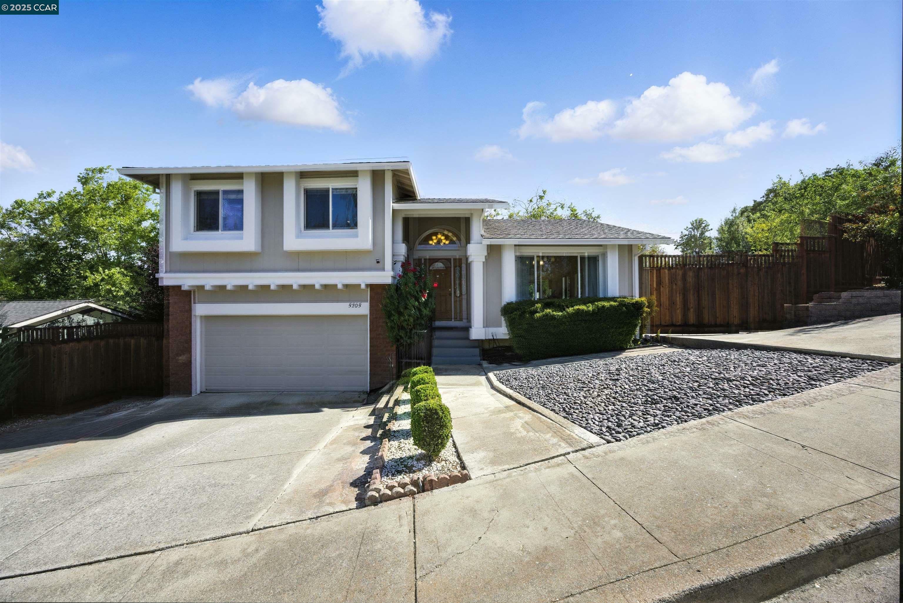 Property Photo:  5205 Forrestgreen Ct  CA 94521 