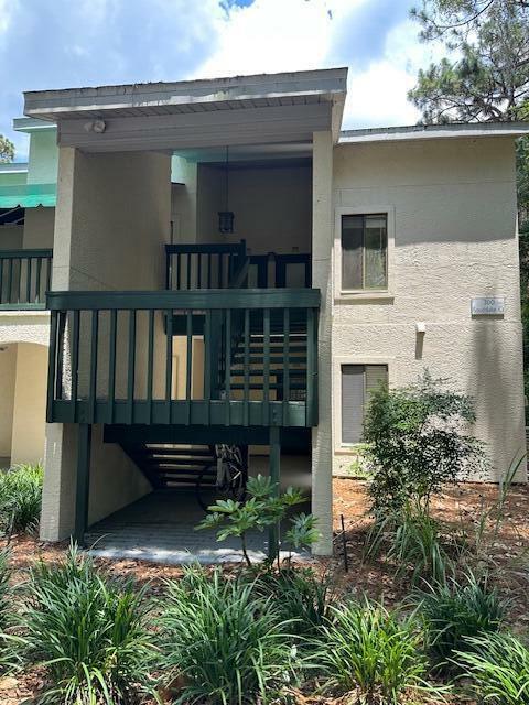 Property Photo: 309 Southlake Court 309 FL 32578
