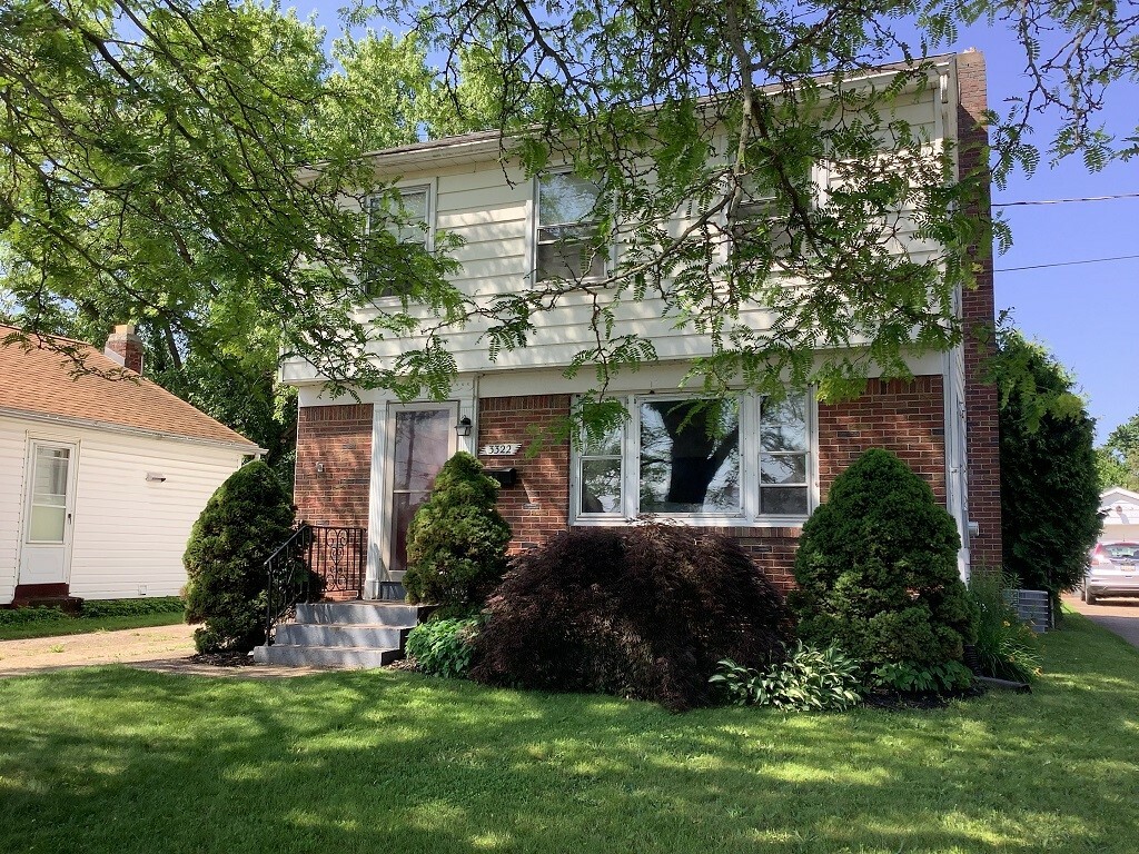 3322 Parade Street  Erie PA 16504 photo