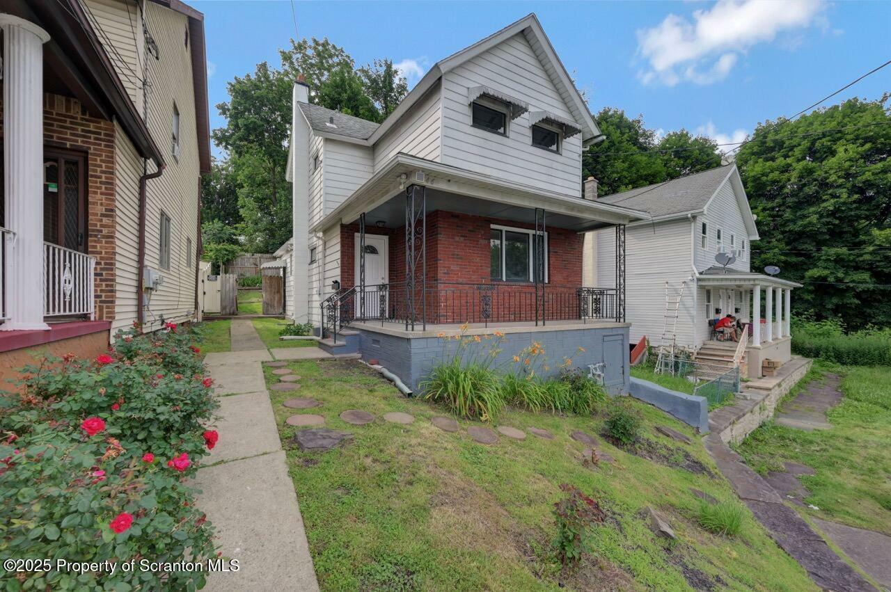 Property Photo:  446 10th Avenue  PA 18504 