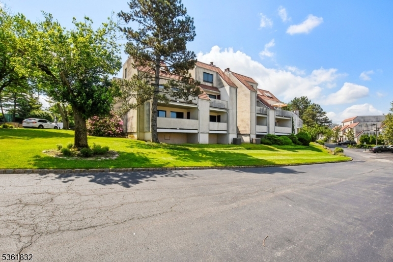 Property Photo: 60 Musano Ct NJ 07052