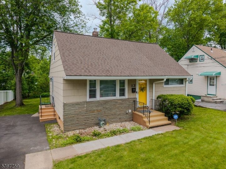 Property Photo: 13 Independence Dr NJ 07203