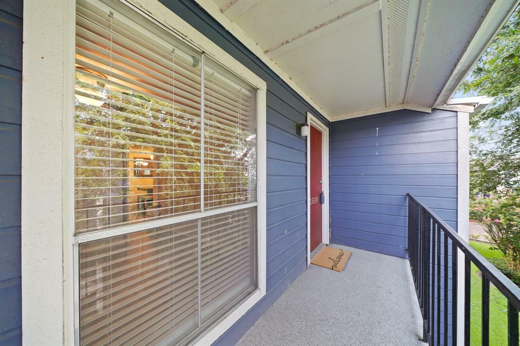 Property Photo: 18519 Egret Bay Boulevard 1510 TX 77058