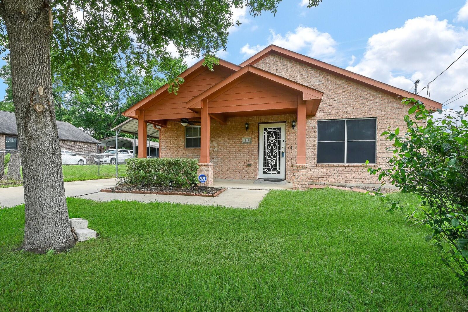 Property Photo: 712 Avenue F Drive TX 77301