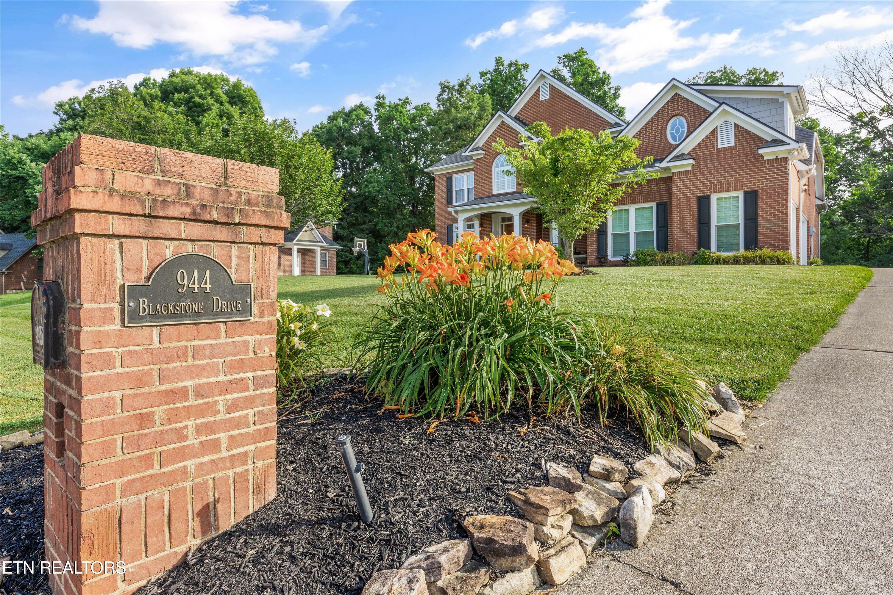 Property Photo: 944 Blackstone Drive TN 37934