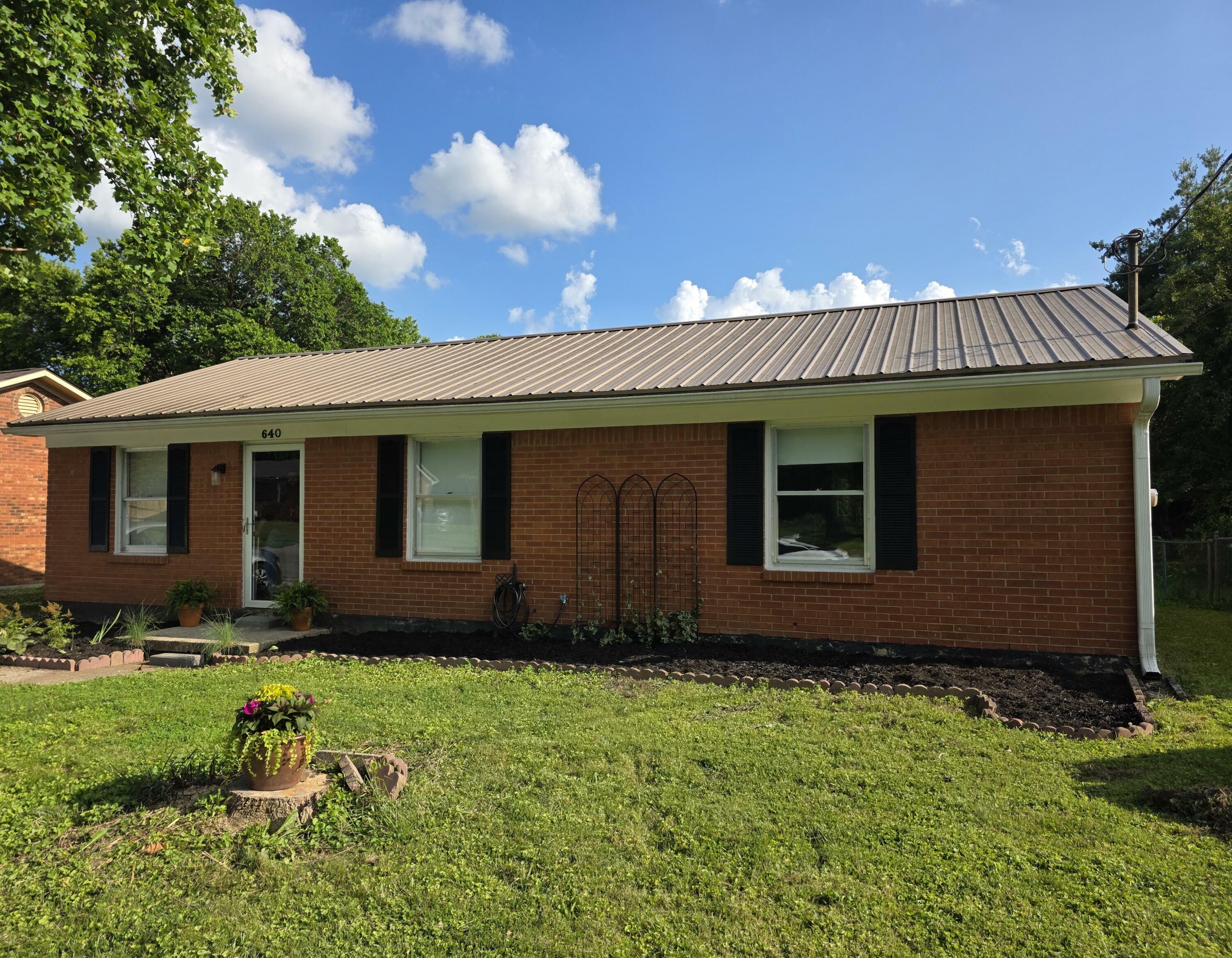 Property Photo: 640 Cottonwood Drive KY 40475
