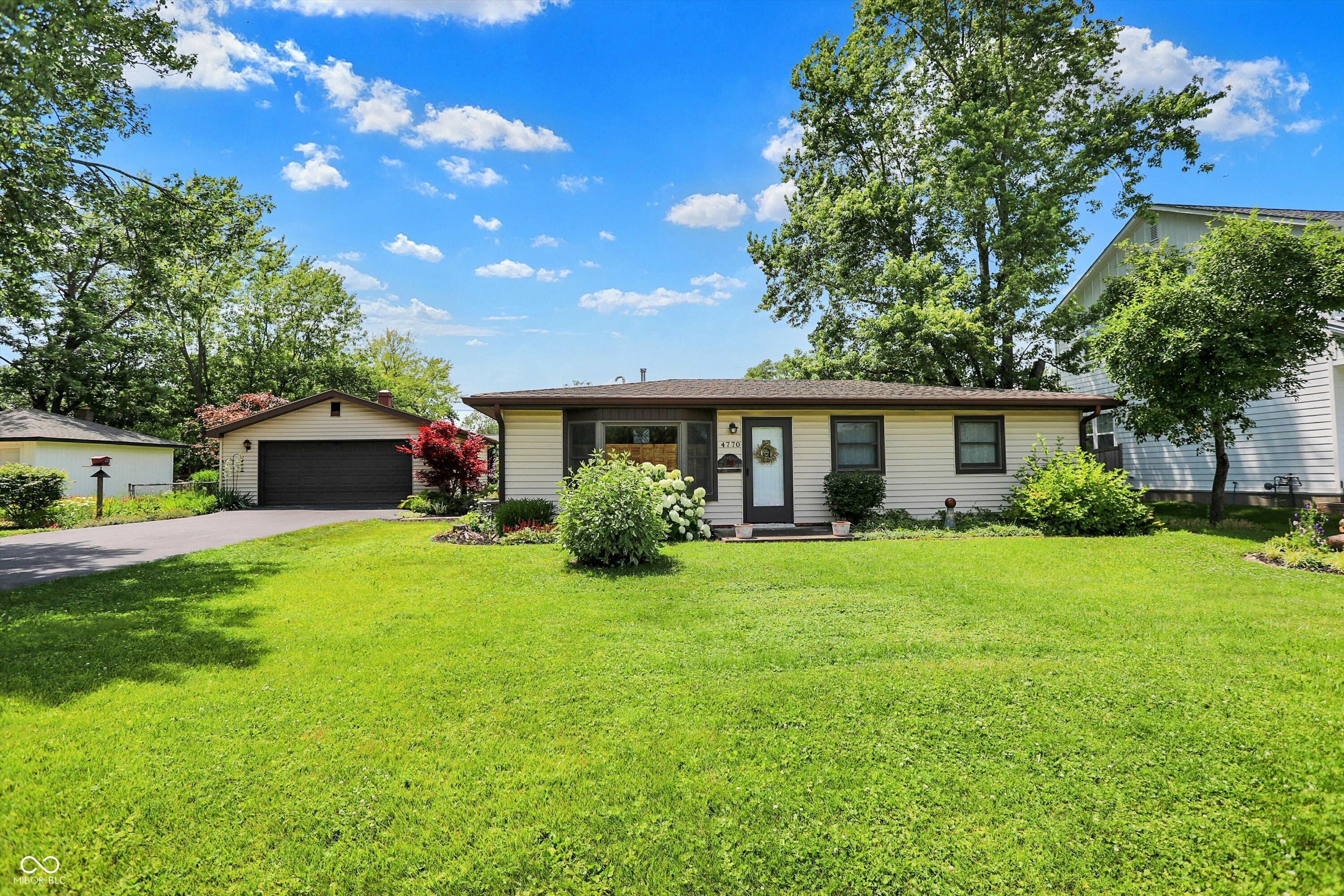 Property Photo: 4770 Willow Road IN 46077