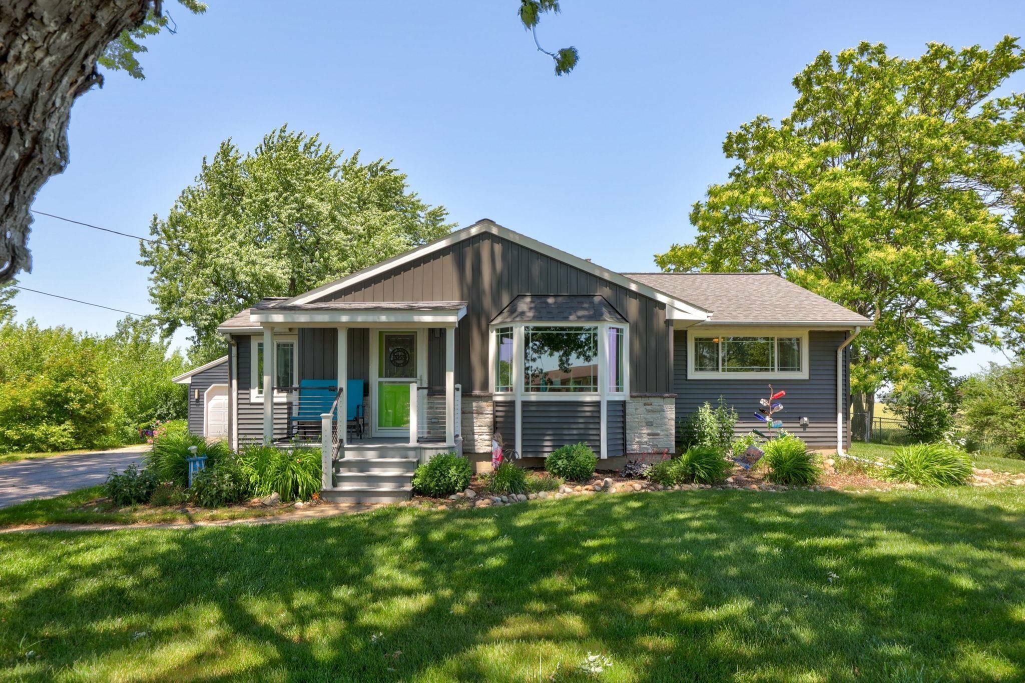 Property Photo: 5255 E Holland Road MI 48601