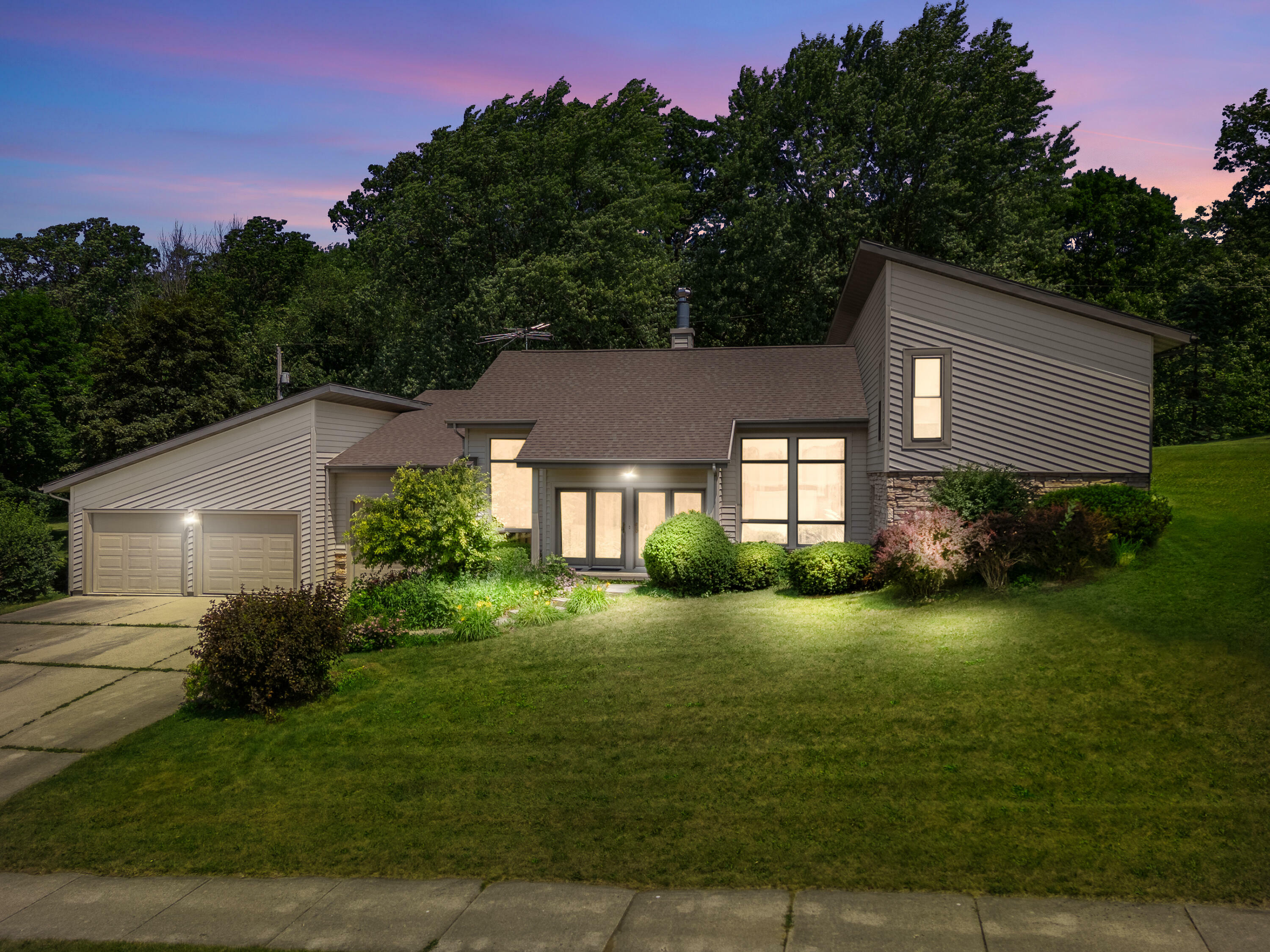 540 Werner Dr  Kewaskum WI 53040 photo