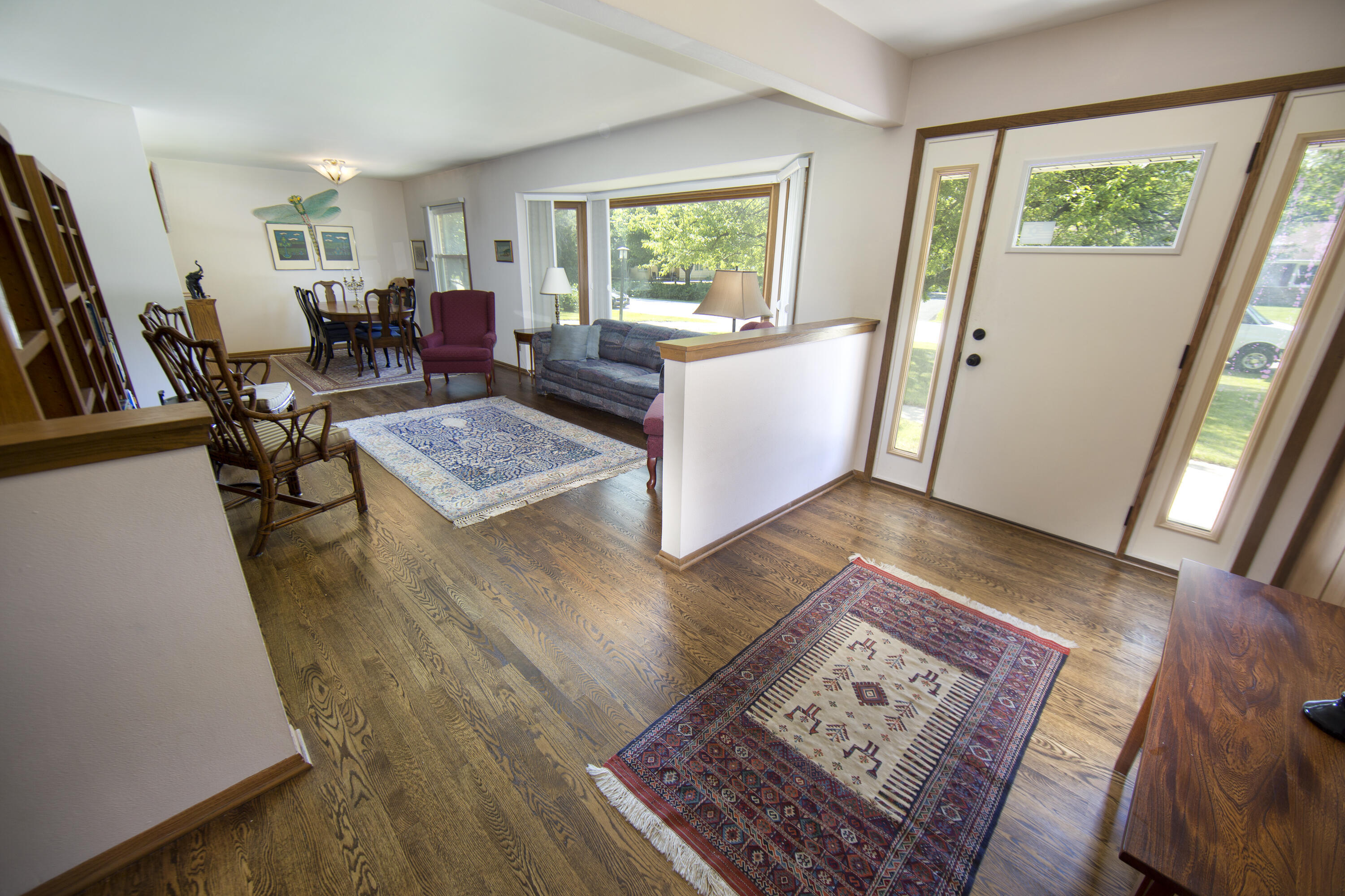 Property Photo: 2510 W Rochelle Ave WI 53209