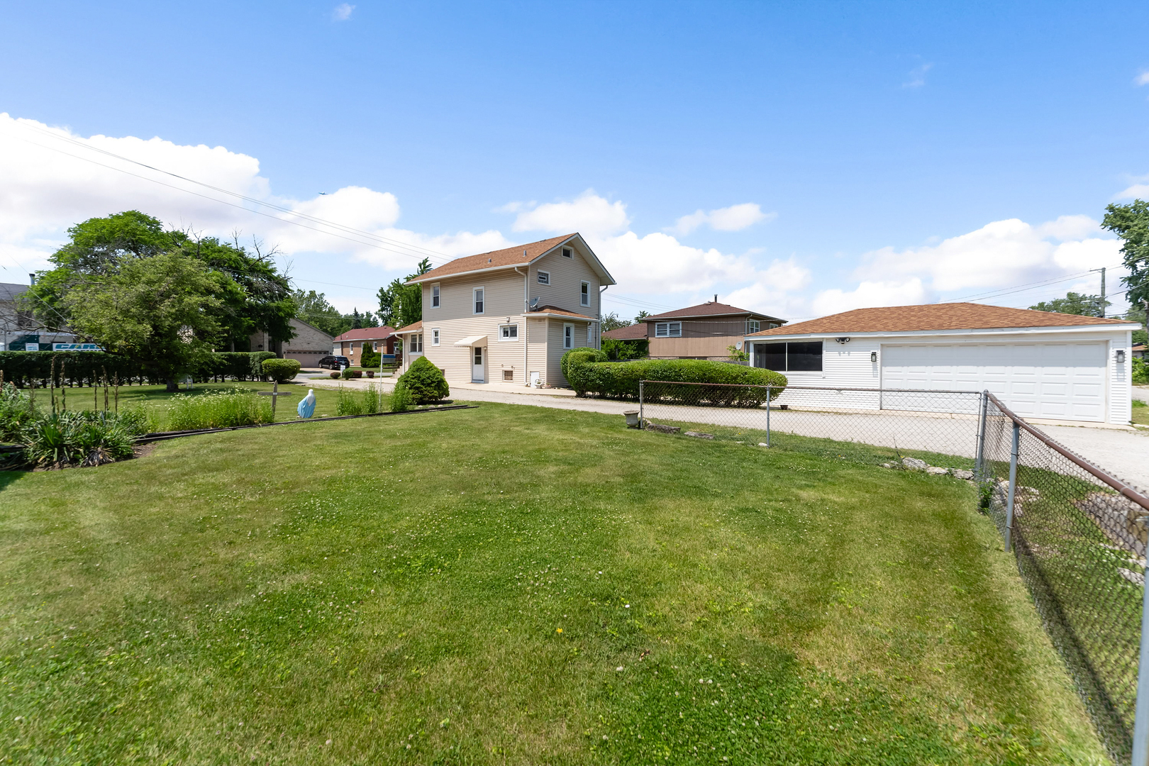 Property Photo:  4265 Eberly Avenue  IL 60513 