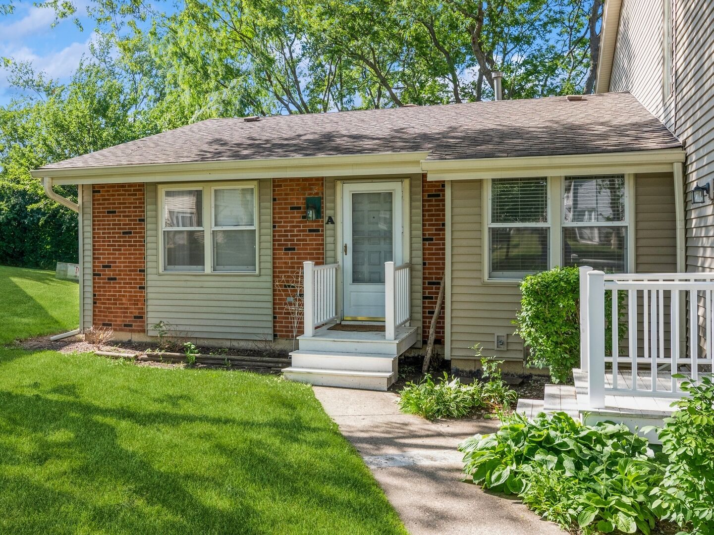 Property Photo: 312 Indiana Court A IL 60108