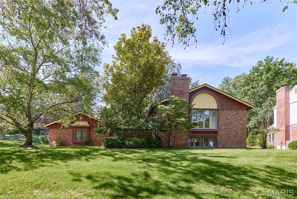 12932 Lampadaire Drive  Creve Coeur MO 63141 photo