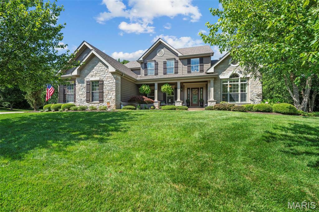 Property Photo: 17909 Homestead Bluffs Drive MO 63005