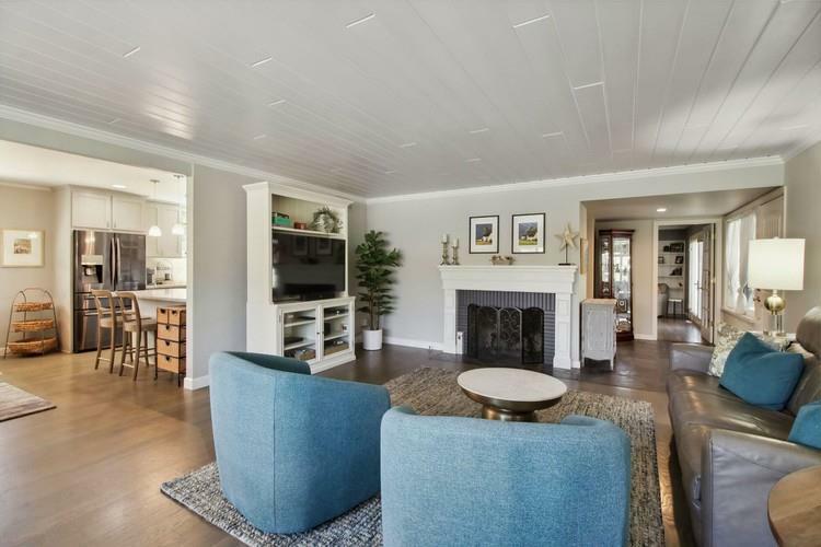 Property Photo: 4400 Capri Way CA 95822