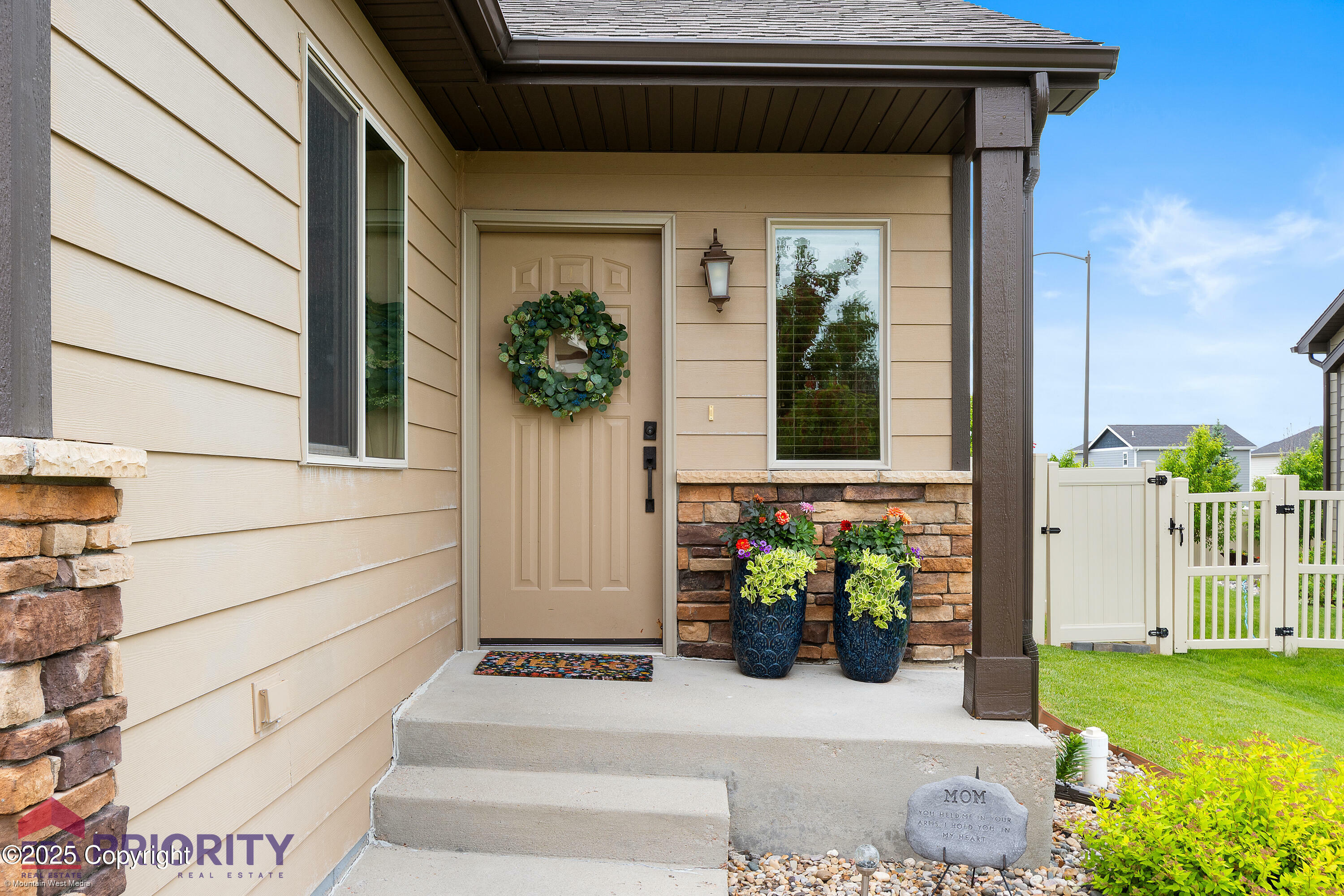Property Photo: 124 Villa Way - WY 82718