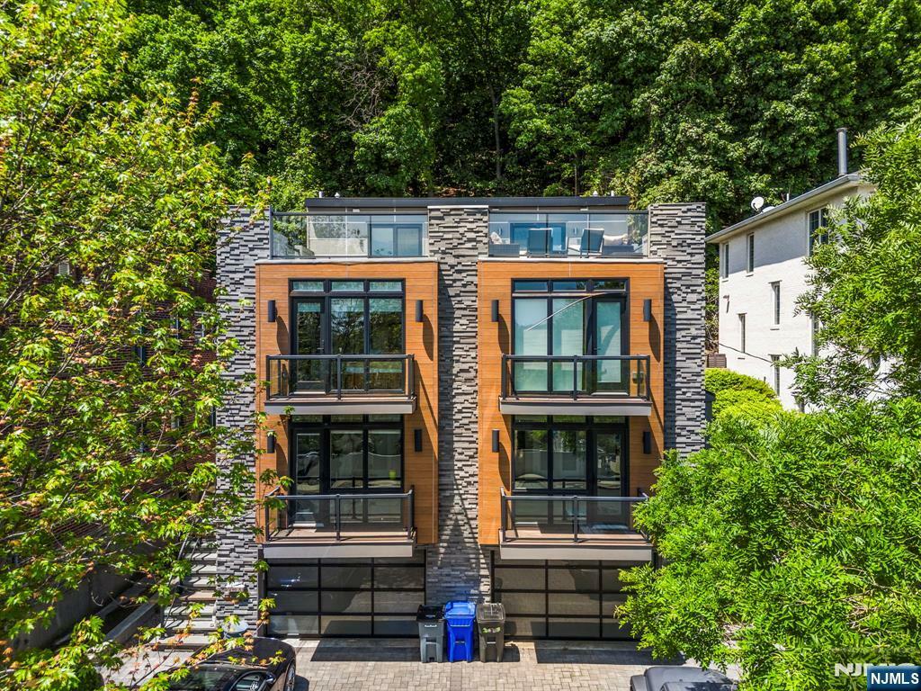 Property Photo: 746B Undercliff B NJ 07020