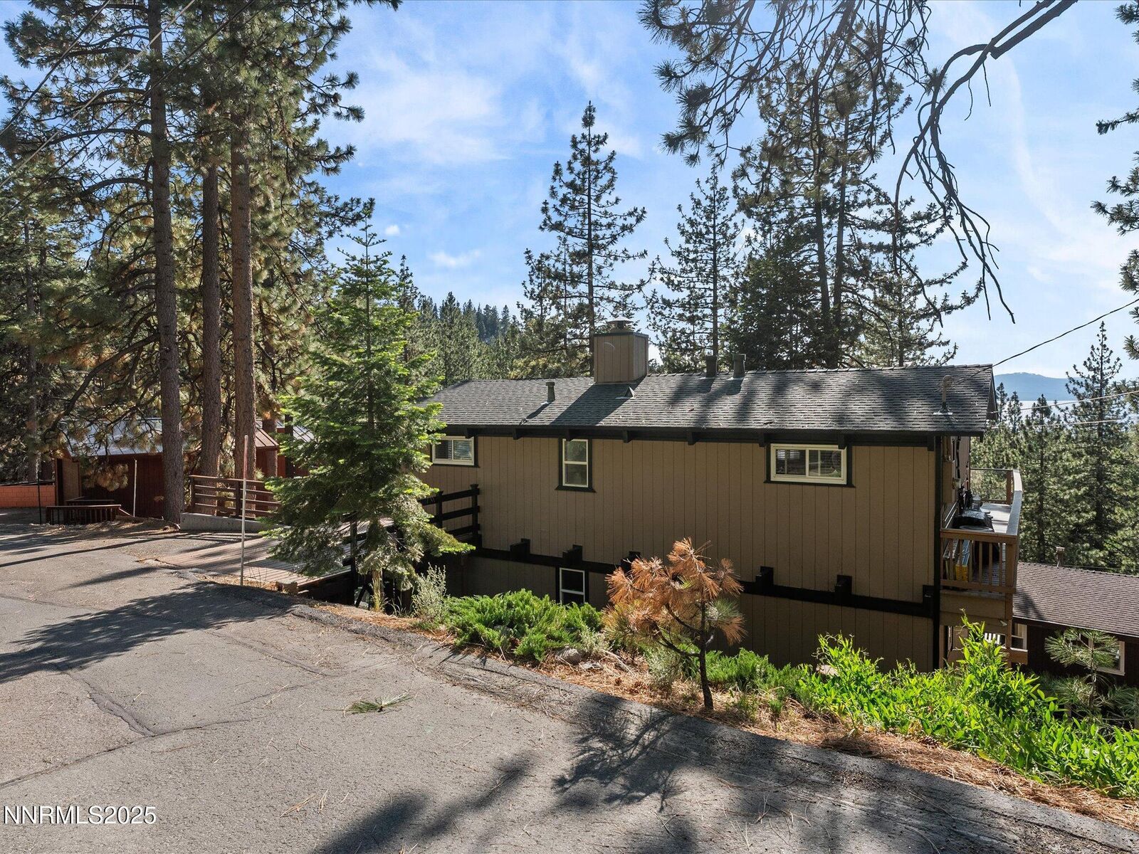 Property Photo:  699 Lakeview Drive  NV 89448 