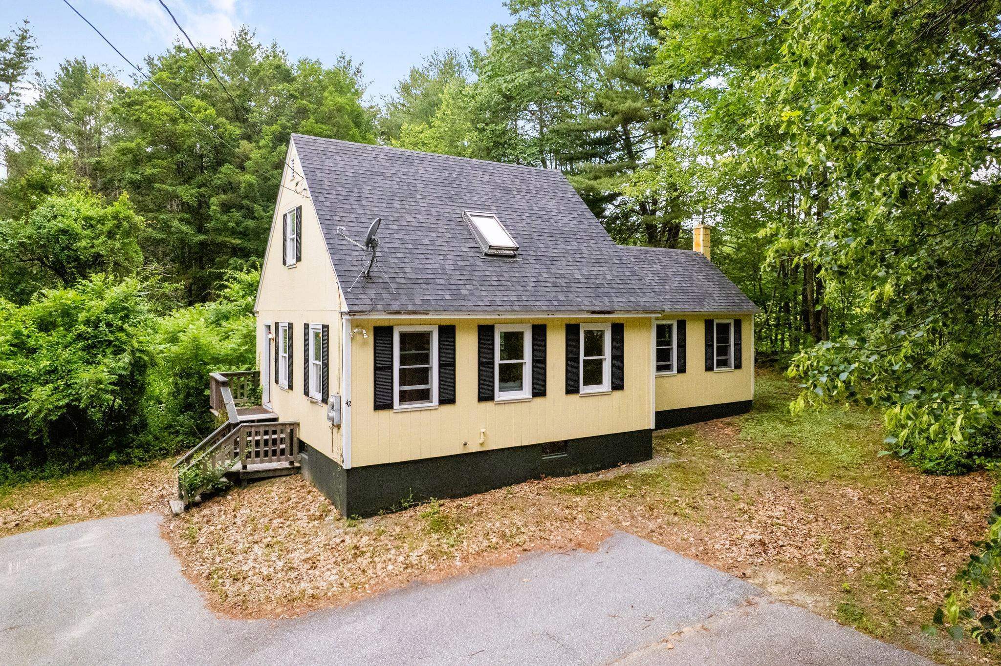 Property Photo: 42 Sunset Hill Road NH 03221
