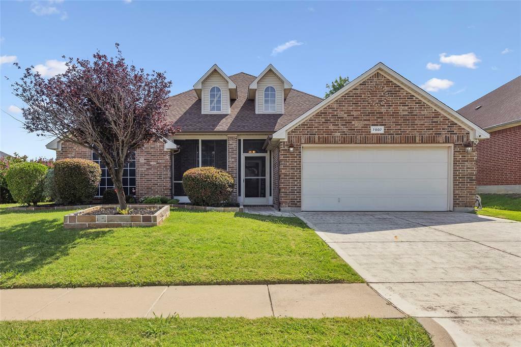 Property Photo: 7807 Raton Ridge Lane TX 76002
