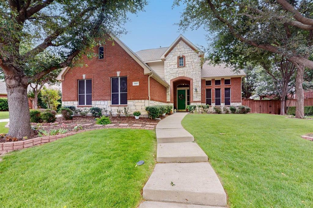 Property Photo: 1601 Canyon Creek Drive TX 75072