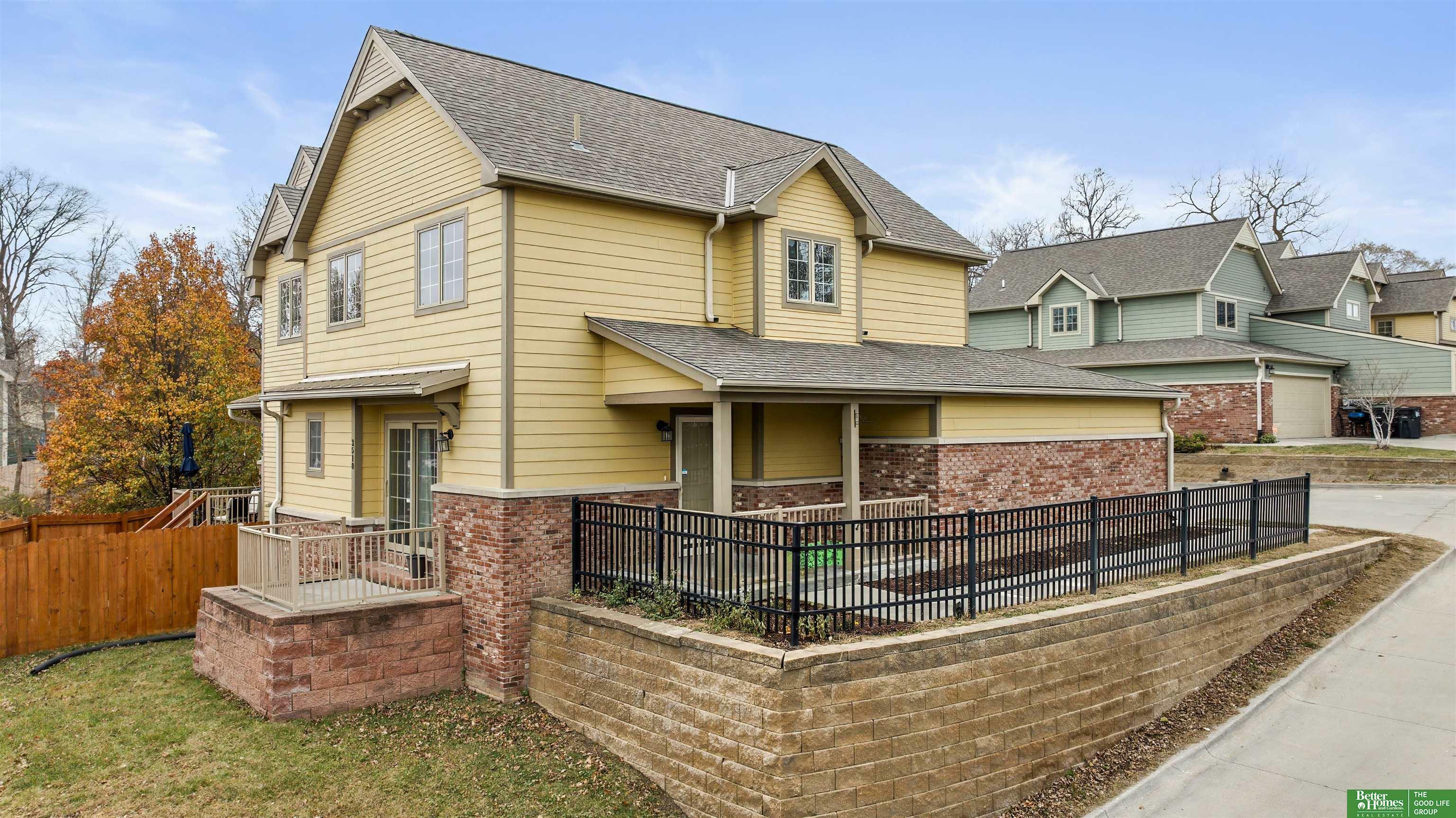 Property Photo: 2510 N 42 Street NE 68111