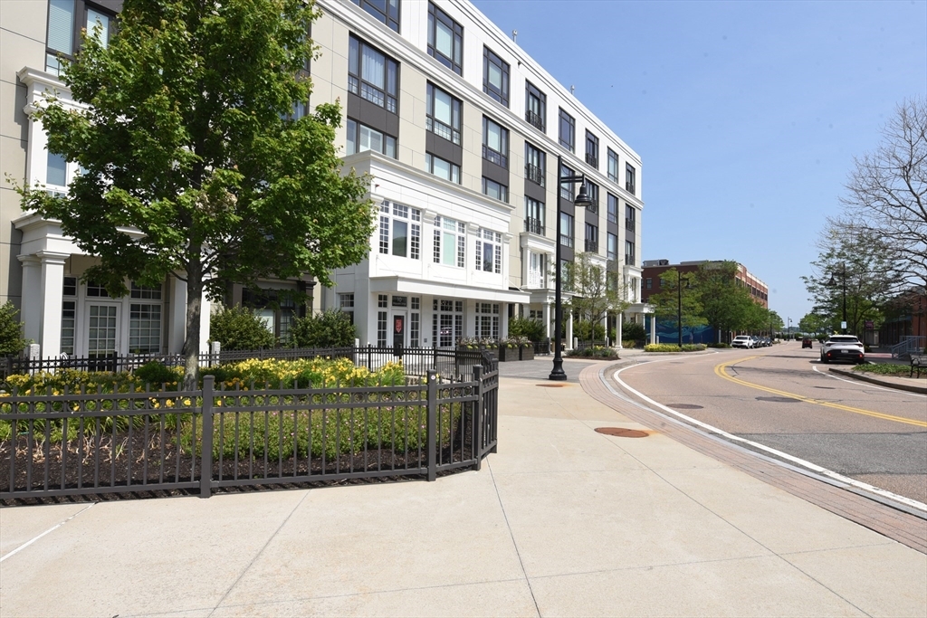 Property Photo:  10 Shipyard Drive 313  MA 02043 