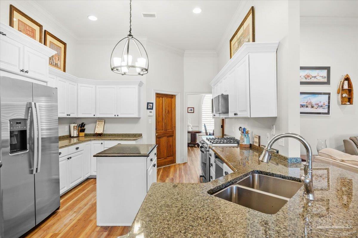 Property Photo: 1107 Tiger Trace Blvd FL 32563