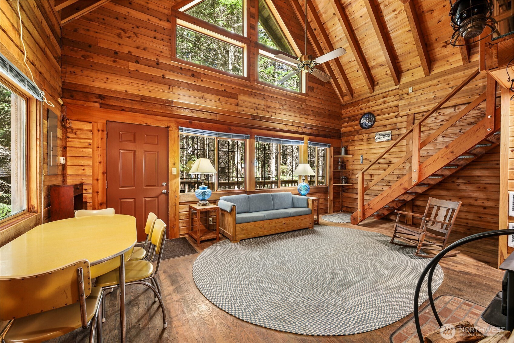 Property Photo: 81 Snow Cabin Place WA 98068