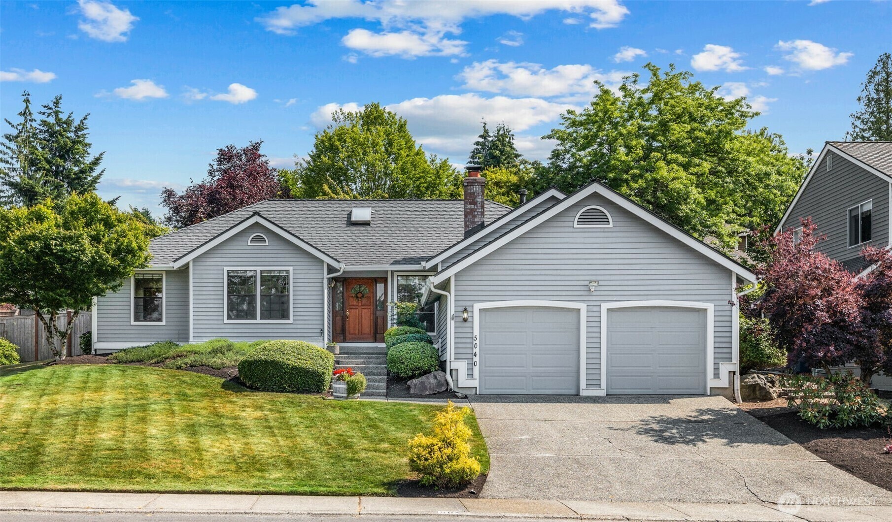Property Photo: 5040 Mill Pond Loop SE WA 98092
