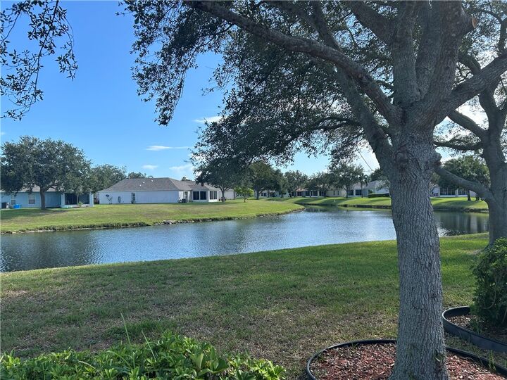 Property Photo: 1360 10th Manor FL 32960