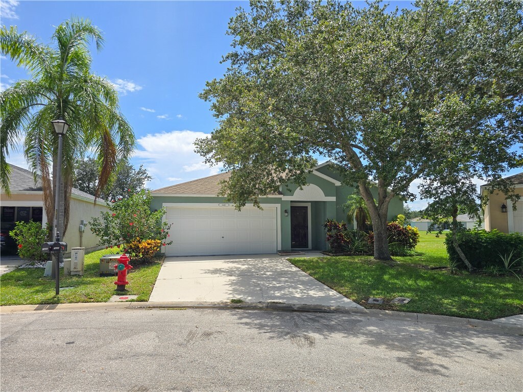 Property Photo: 1430 10th Manor FL 32960