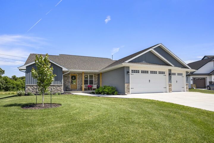 N946 Quarry View Drive  Greenville WI 54944 photo