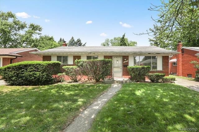 4663 Marian Avenue  Warren MI 48092 photo