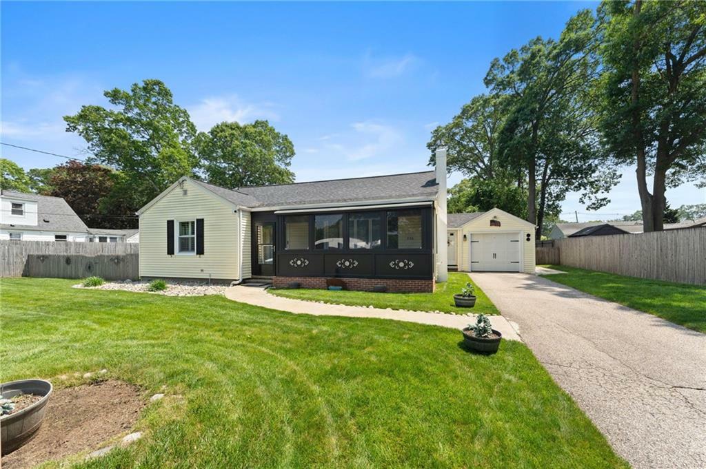 Property Photo: 320 Miantonomo Drive RI 02888