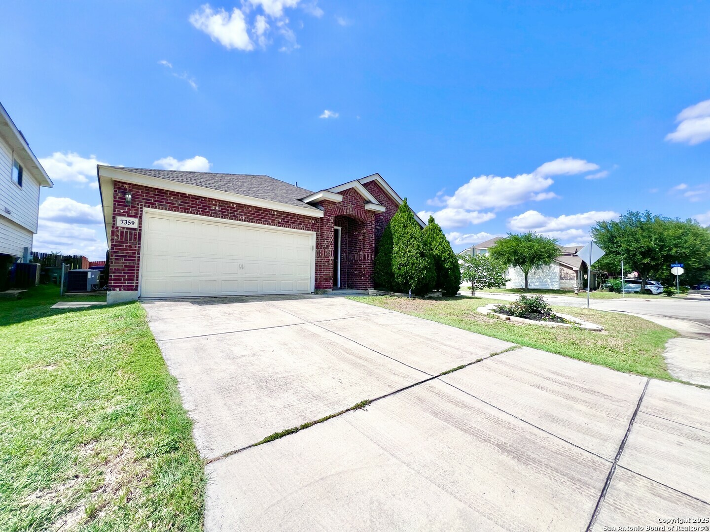 Property Photo: 7359 Tamburo Trail TX 78266