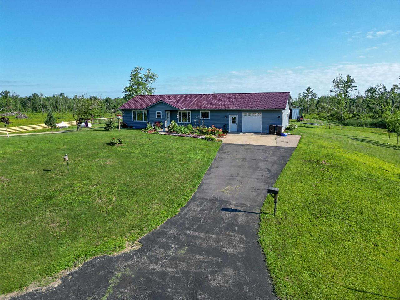 Property Photo: 33486 Driftwood Avenue WI 54666