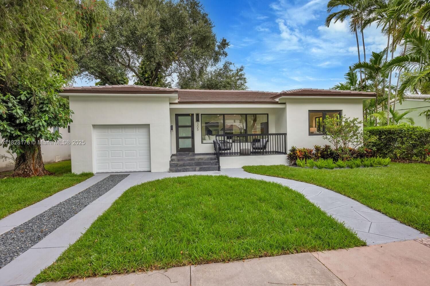 Property Photo: 305 Fluvia Ave FL 33134