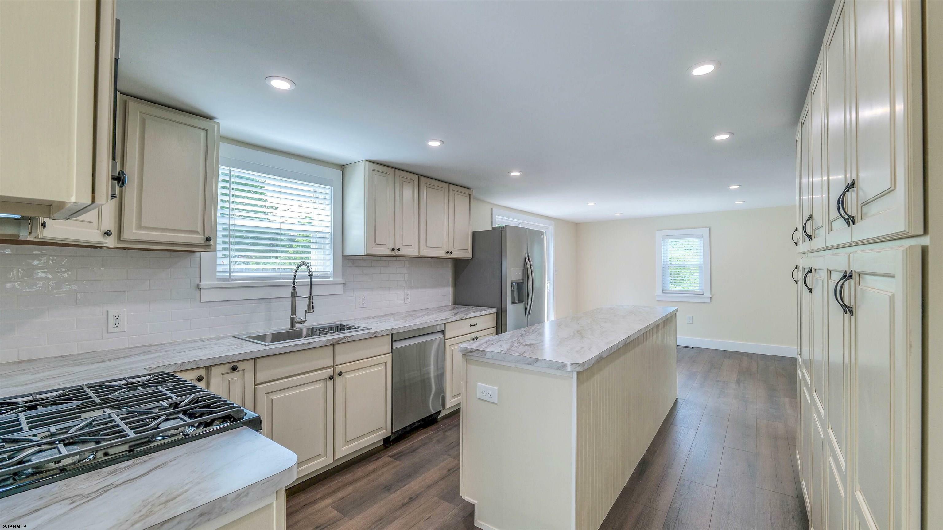 Property Photo: 700 E Brook Ln NJ 08205