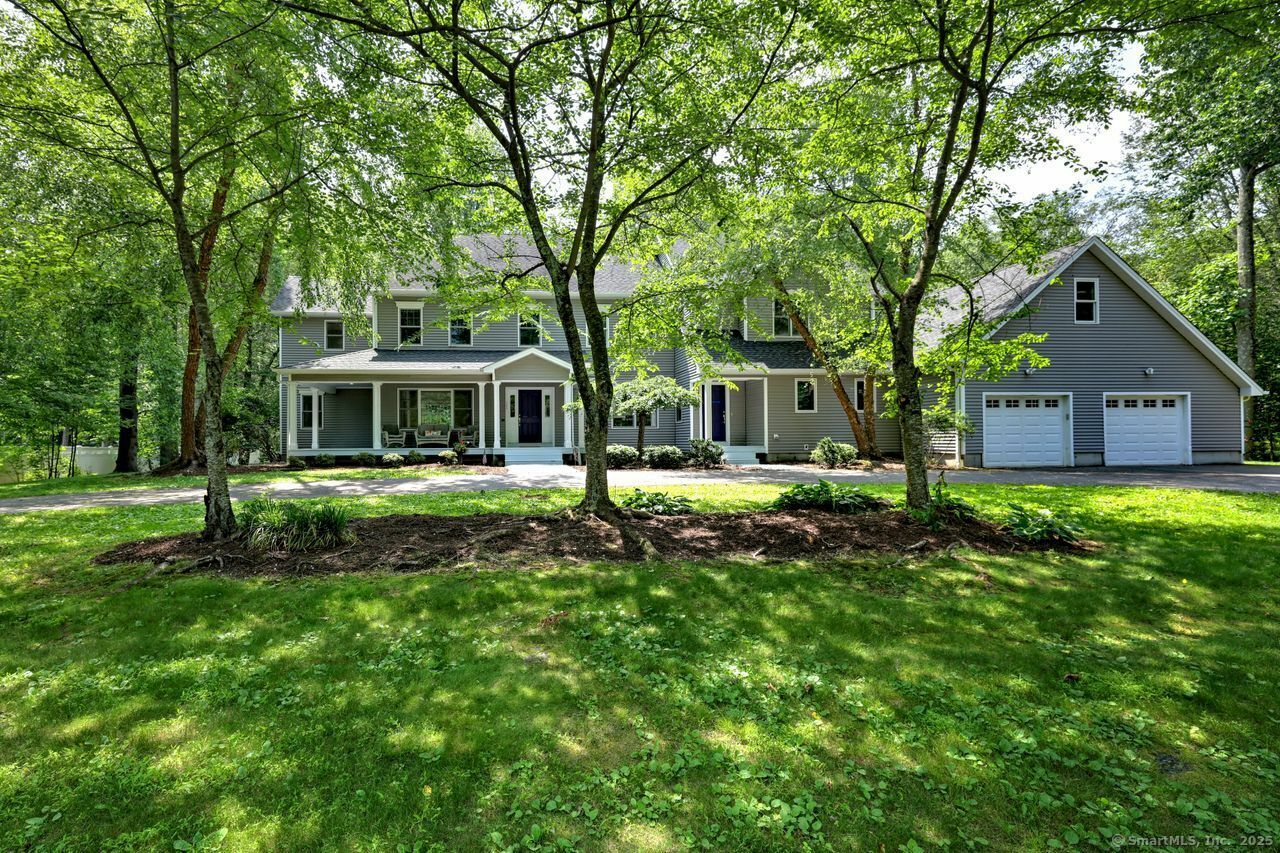 Property Photo: 105 Brinsmayd Avenue CT 06614