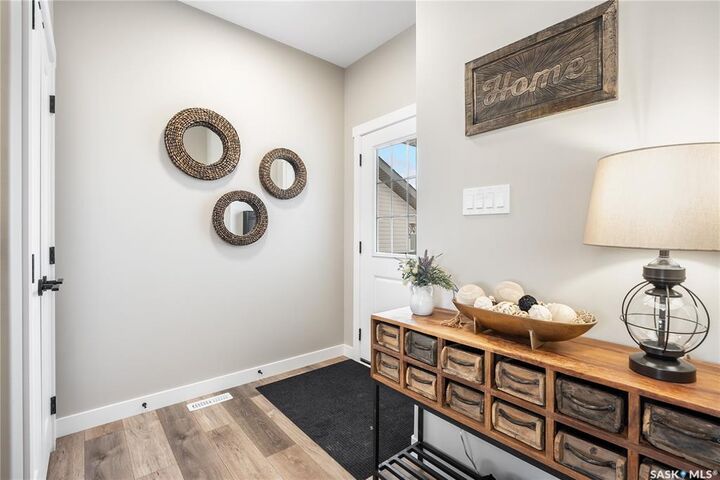 Property Photo:  3084 Dumont Way  SK S4V 3Z3 
