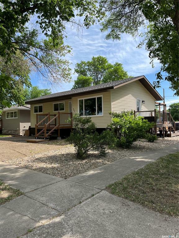 Property Photo: 902 Main Street SK S0L 2V0