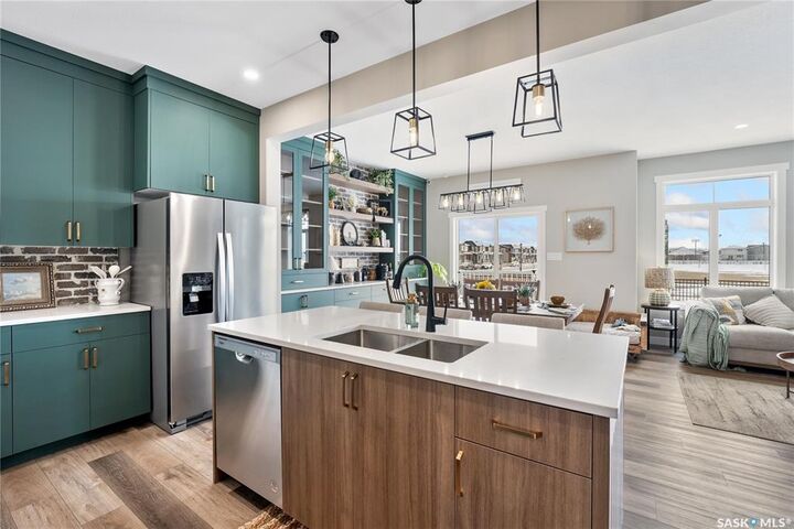 Property Photo:  4669 Ferndale Crescent  SK S4V 4A1 