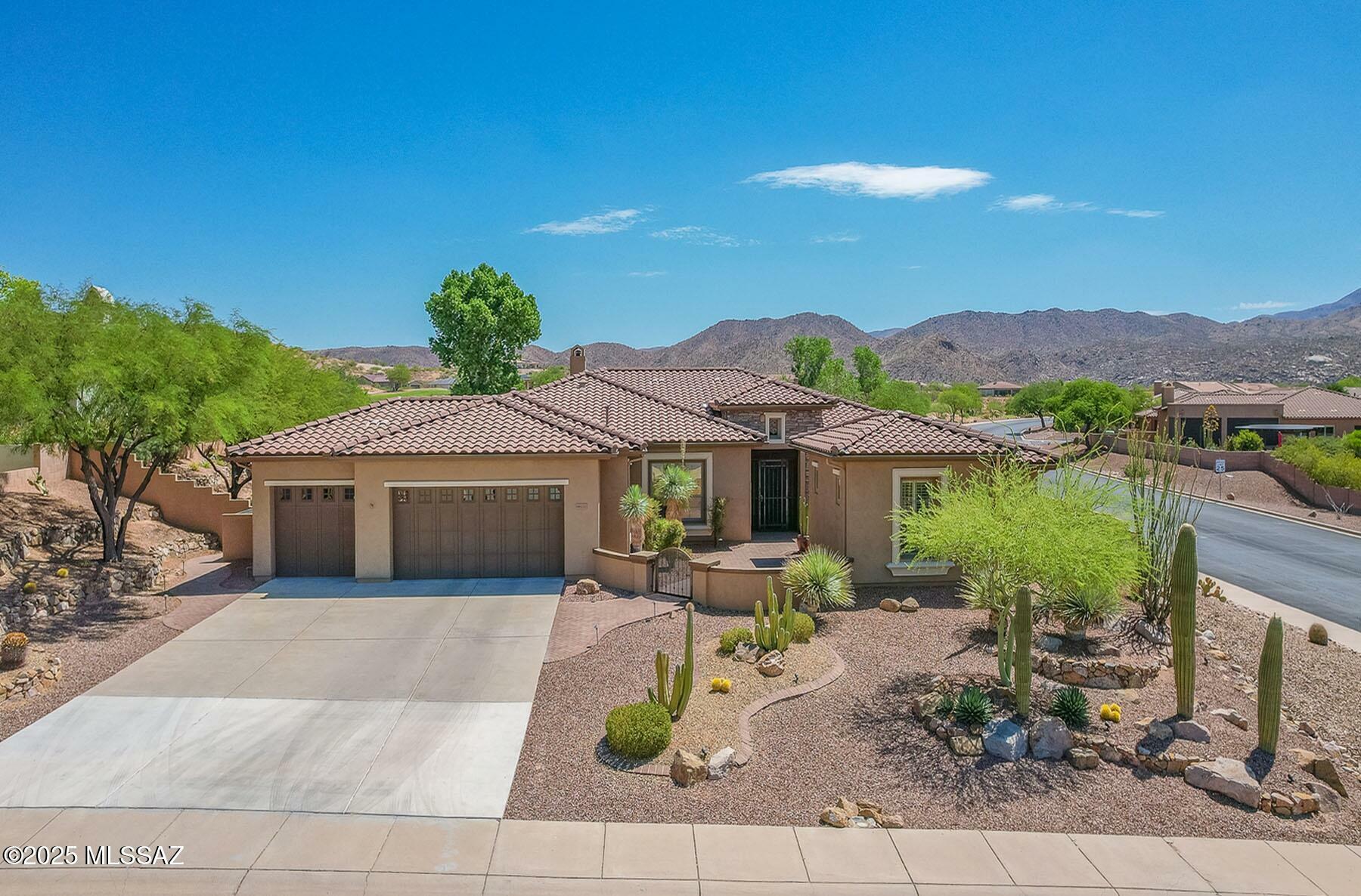 Property Photo:  66120 E Catalina Hills Drive  AZ 85739 