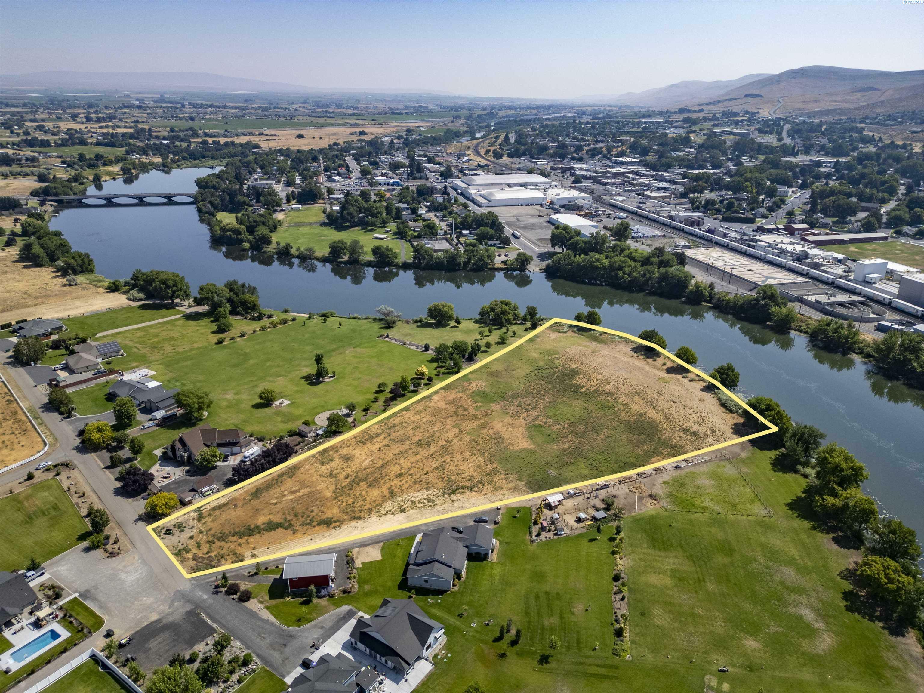 723 S 1366 Pr SW  Prosser WA 99350 photo