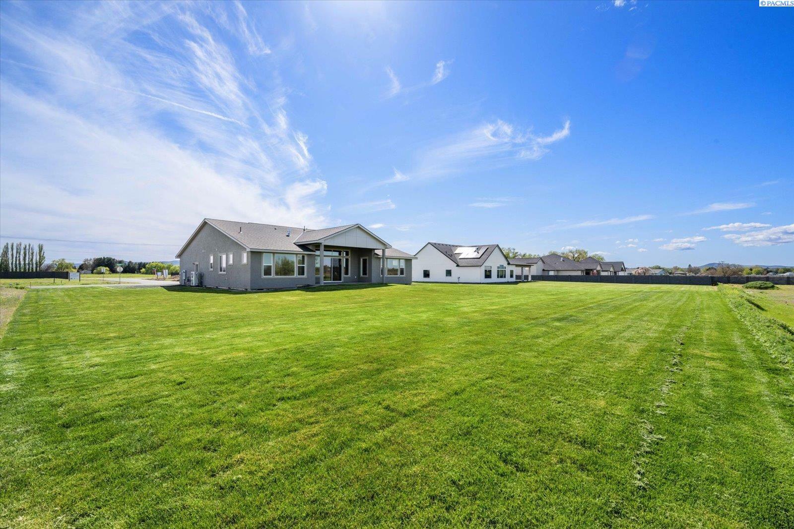 Property Photo: 12739 Blackfoot Drive WA 99301