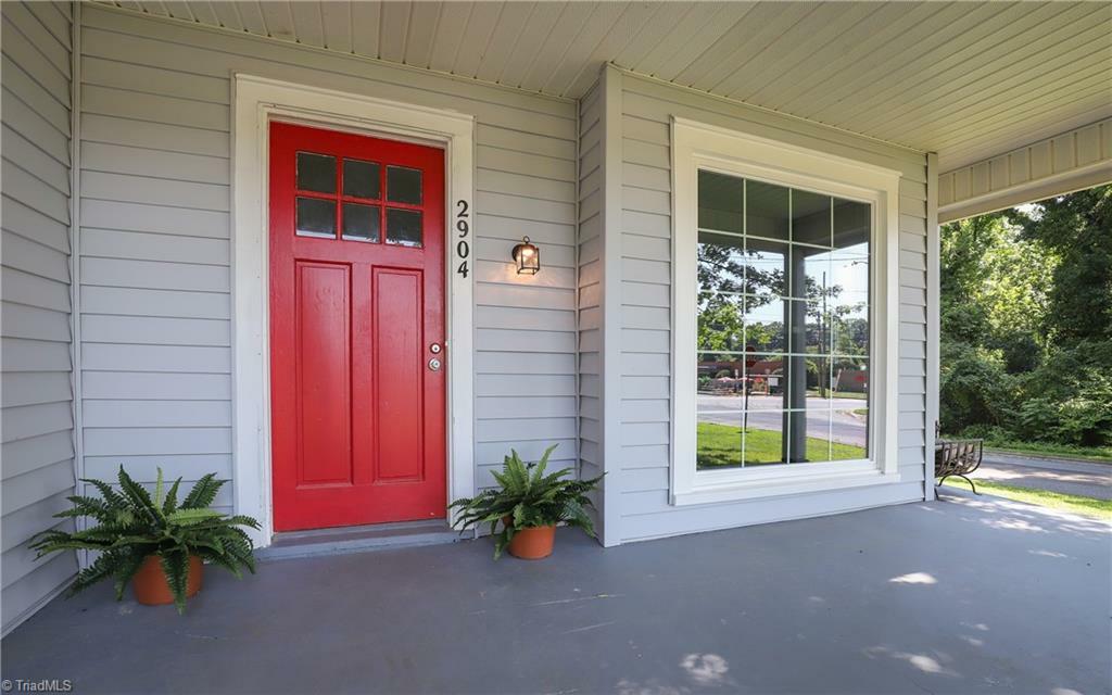 Property Photo:  2904 Spring Garden Street  NC 27403 