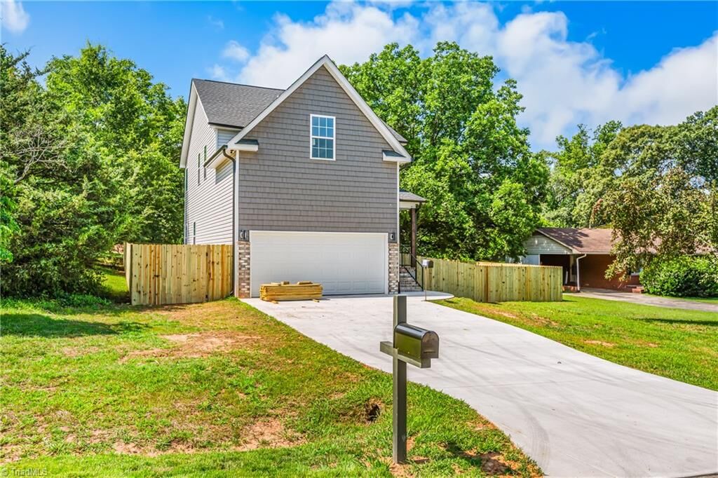 Property Photo:  14 Jayson Lane  NC 27114 